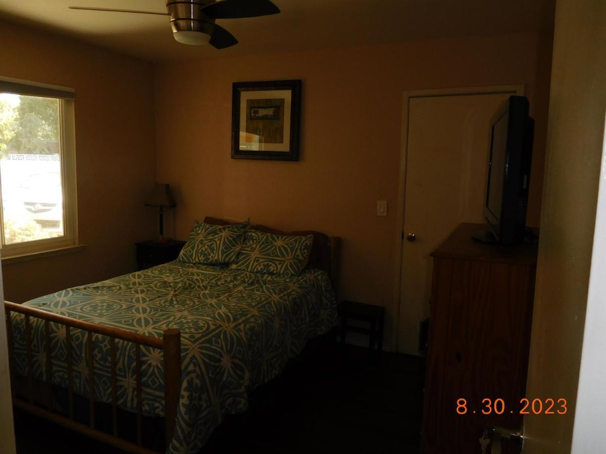 Nice Northridge 4-2-2 Pool Home Near Csun And Pierce College Лос Анджелис Екстериор снимка
